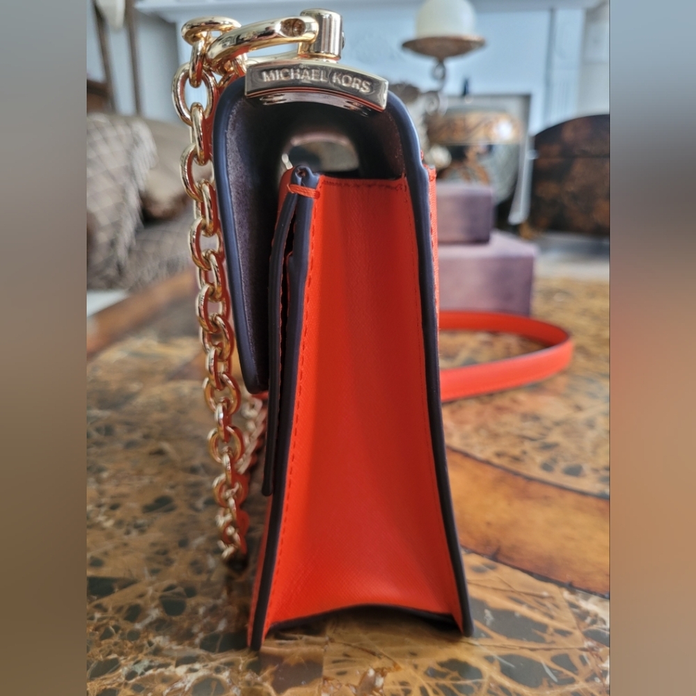 Michael Kors Orange Chain Strap Bag - Picture 4 of 8